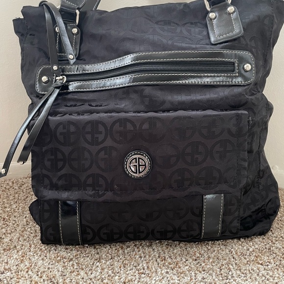 Giani Bernini Black Signature Soft Shoulder Bag Large Purse Tote Shoulder Bag - Picture 2 of 14